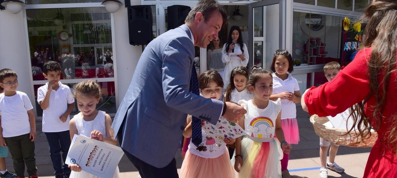 Valide Malhatun Anaokulu’nda Mezuniyet Sevinci