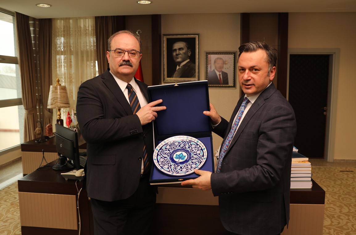 Bakan Yardımcısı Çam’dan Rektörümüze Ziyaret 