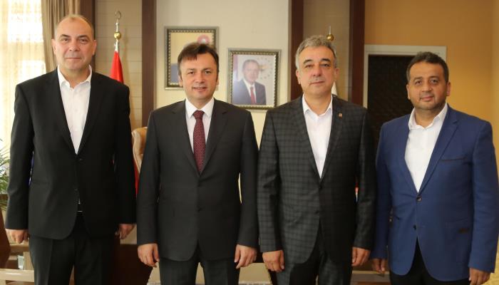 Eskişehir Sanayi Odası Başkanı Celalettin Kesikbaş'tan Rektör Prof. Dr. Kemal Şenocak'a Tebrik Ziyareti