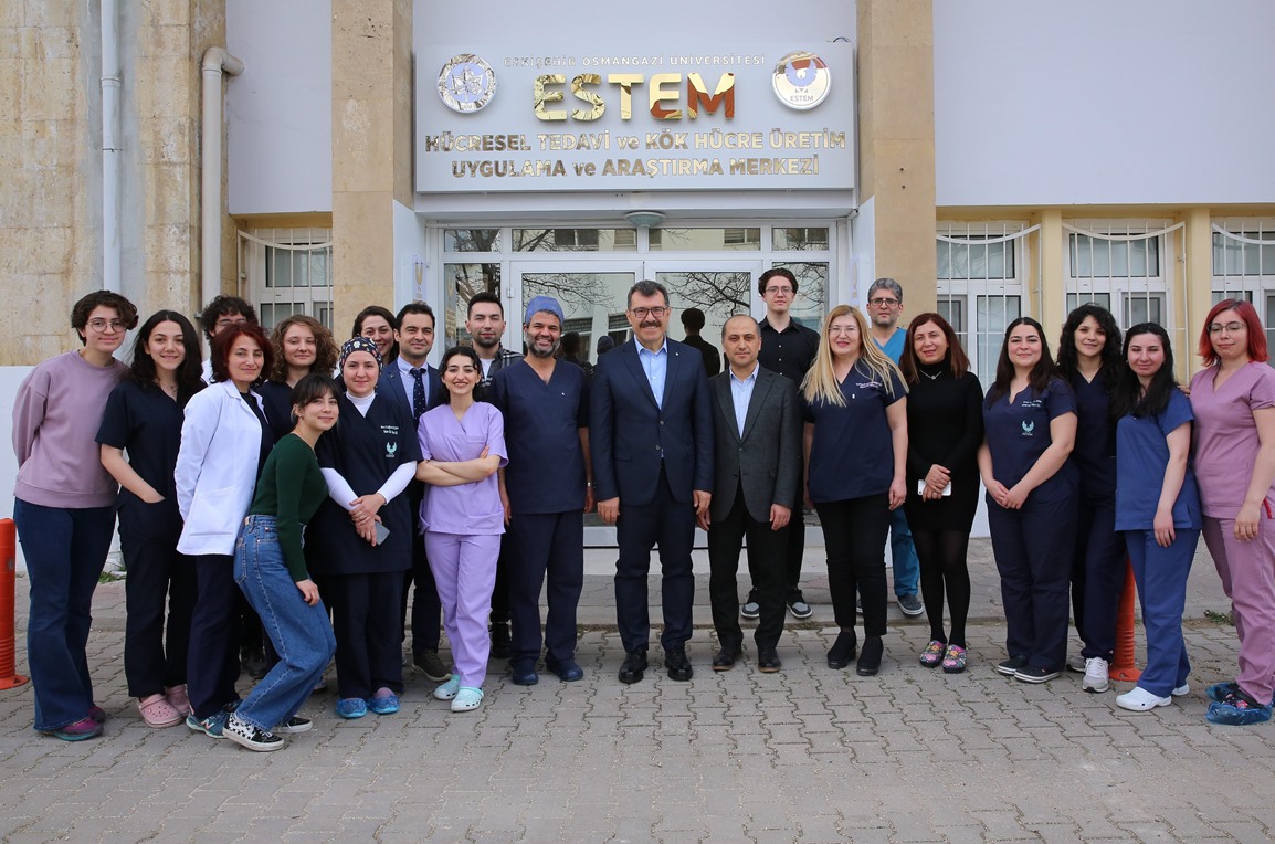 TÜBİTAK Başkanı Prof. Dr. Hasan Mandal'dan Üniversitemiz Laboratuvarlarına Ziyaret
