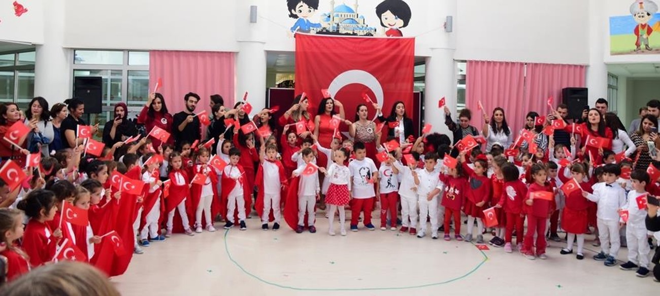 Üniversitemiz Valide Malhatun Anaokulu'nda Cumhuriyet Bayramı Coşkusu Yaşandı