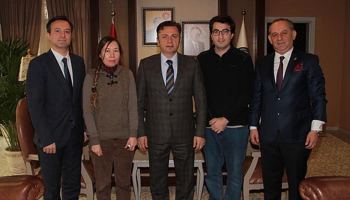 Üniversitemiz Rektörü Prof. Dr. Kemal Şenocak İktisadi ve İdari Bilimler Fakültesi'nden Genç Akademisyenleri Makamında Kabul Etti