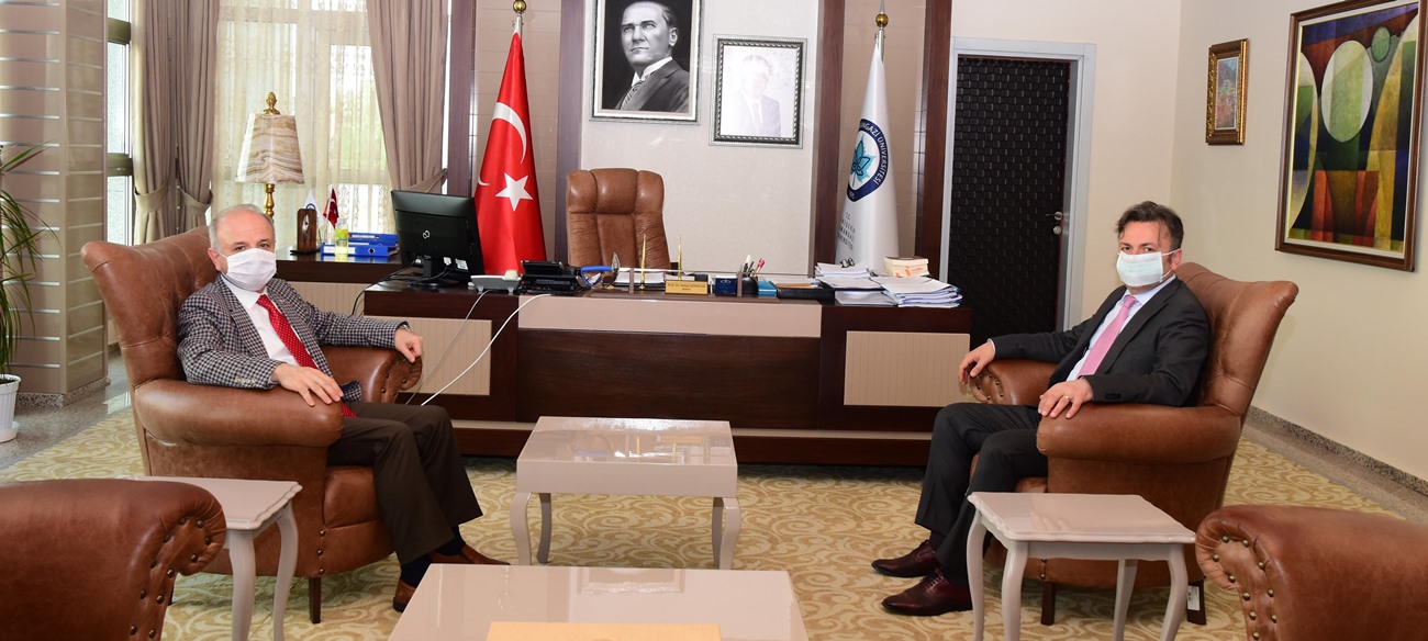 Vali Özdemir Çakacak’tan Üniversitemiz Rektörü Prof. Dr. Kemal Şenocak’a Veda Ziyareti