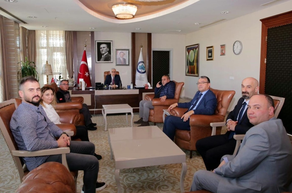 Orman Ekosistem Hizmetleri Raporunun Hazırlanması ve Biyolojik Çeşitliliğin Orman Amenajman Planlarına Entegrasyon Önerilerinin Geliştirilmesi (Eskişehir ve Seyitgazi İşletme Müdürlükleri) Projesi Ekibinden Rektör Prof. Dr. Kamil Çolak’a Ziyaret