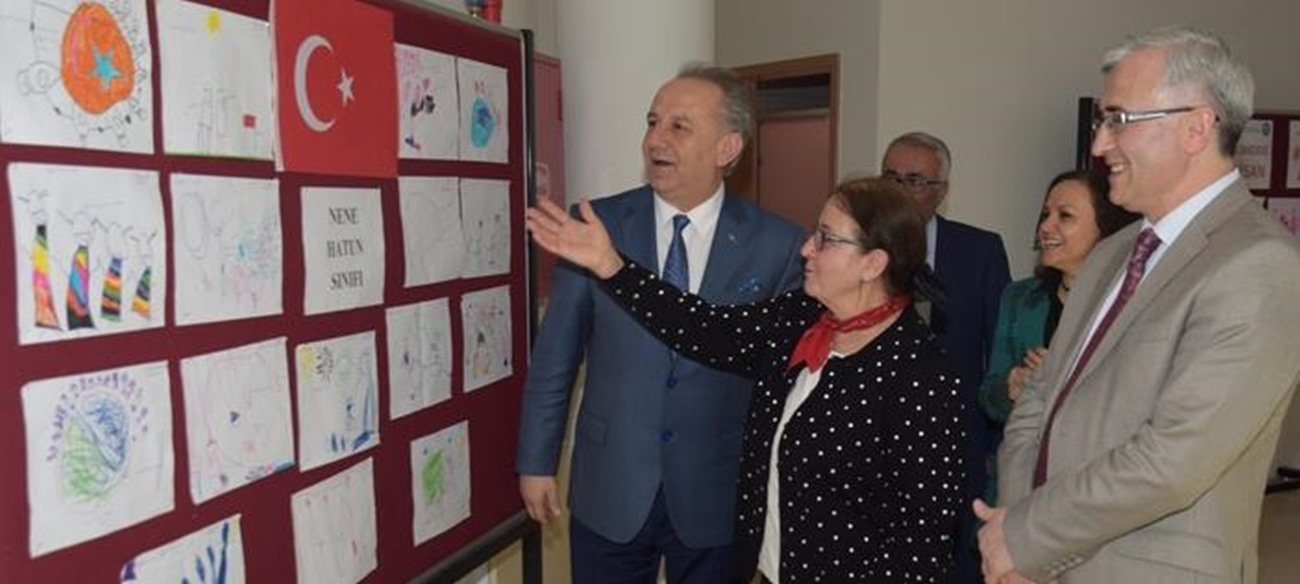 Valide Malhatun Anaokulu'nda 23 Nisan Coşkusu