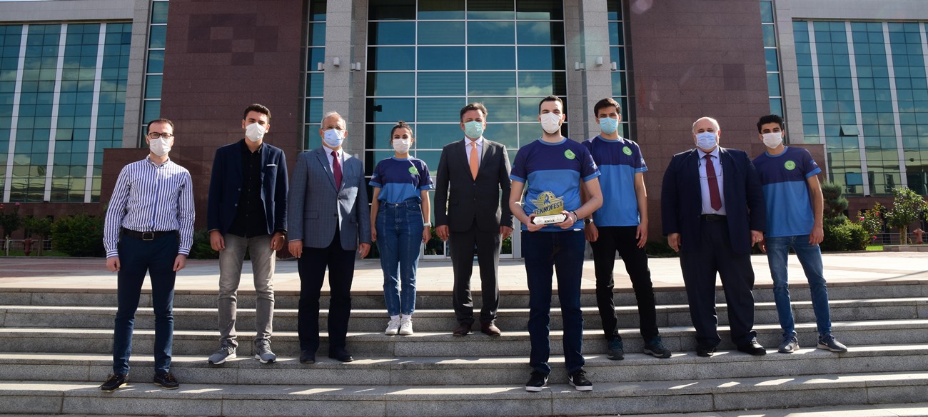 Üniversitemiz Rektörü Prof. Dr. Kemal Şenocak’tan TEKNOFEST İkincilerine Teşekkür