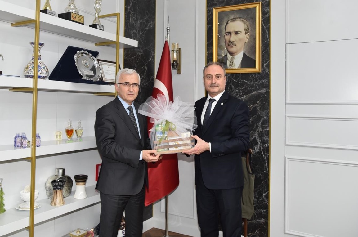 Rektör Prof. Dr. Kamil Çolak’tan Orman Bölge Müdürü İsmail Çelik’e Ziyaret