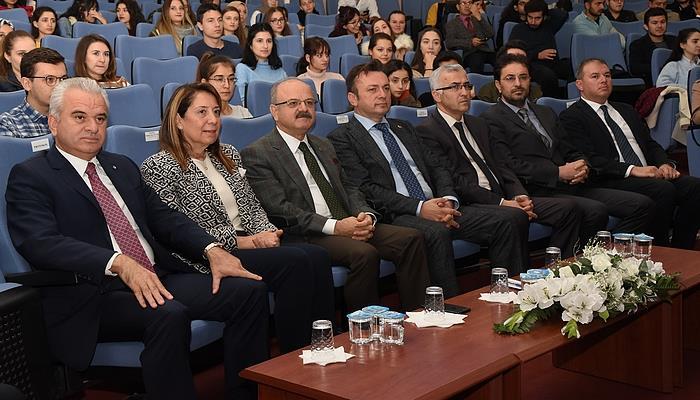 Üniversitemizde 'Eskişehir İş Dünyası Zirvesi' Düzenlendi