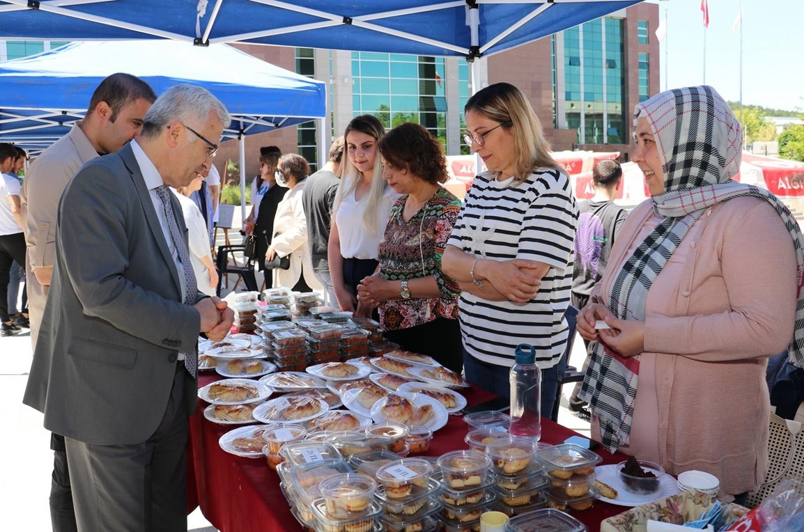 Depremzede Vatandaşlarımızı Unutmadık