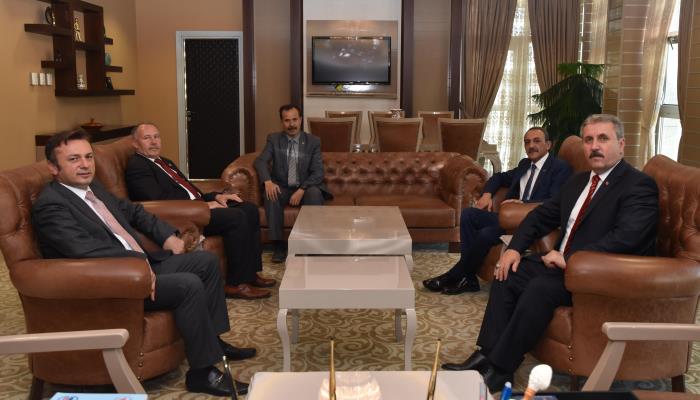 Büyük Birlik Partisi Başkanı Mustafa Destici'den Üniversitemiz Rektörü Prof. Dr. Kemal Şenocak'a Hayırlı Olsun Ziyareti